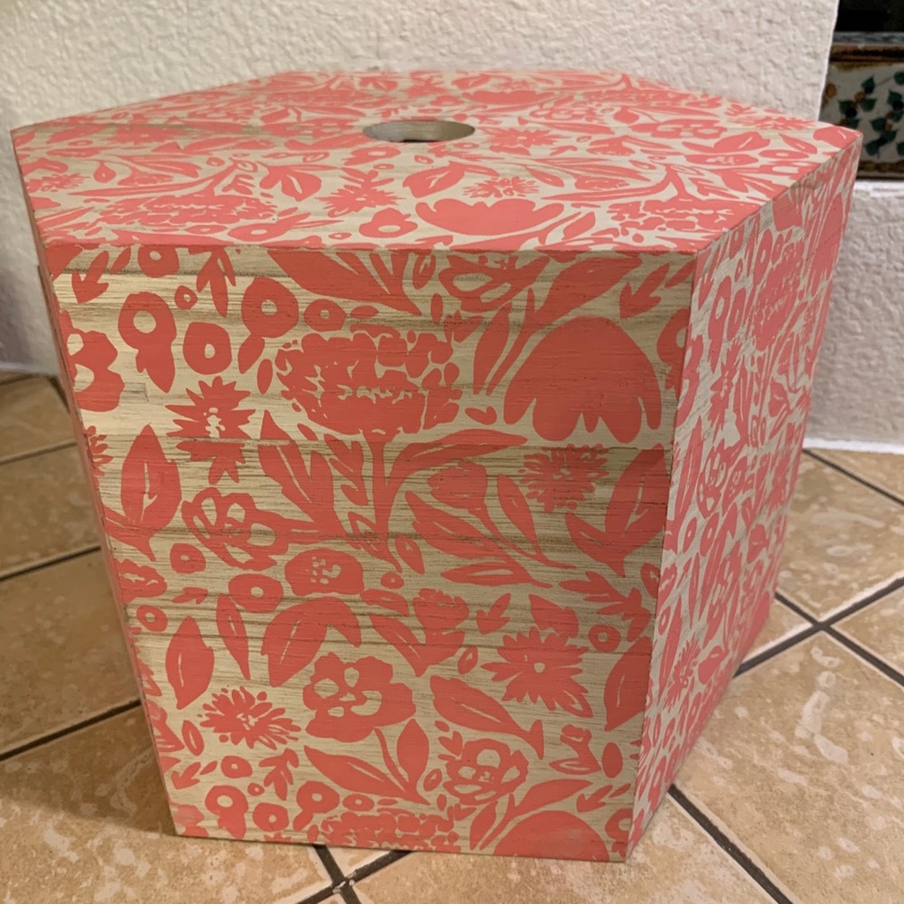 Beautiful wood box - Picture 2 of 7